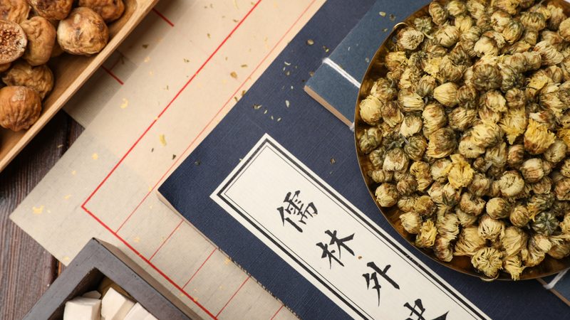 背部拔罐穴位图解析：找准穴位，养生从“根”开始