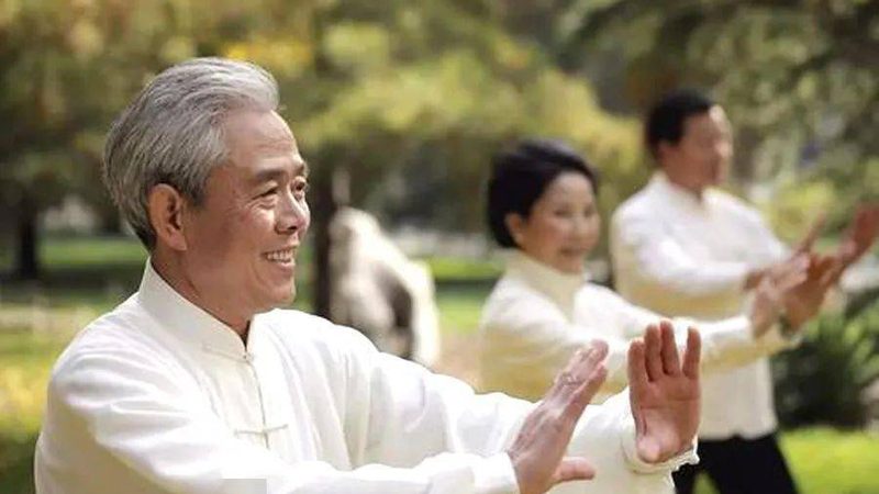 小标题：关注认证与资质，是第一步